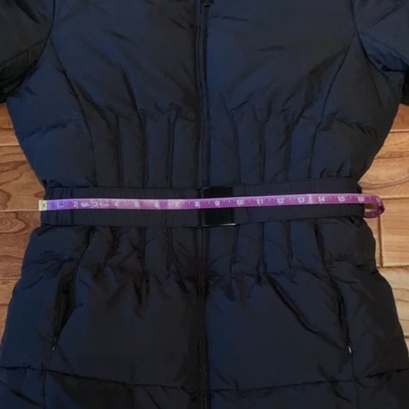 Calvin Klein Quilted Down Jacket Coat Label is M but runs larger - Picture 4 of 7